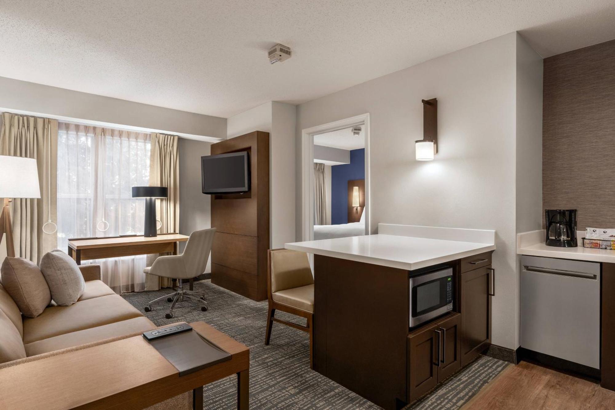 Residence Inn By Marriott Philadelphia West Chester/Экстон Экстерьер фото