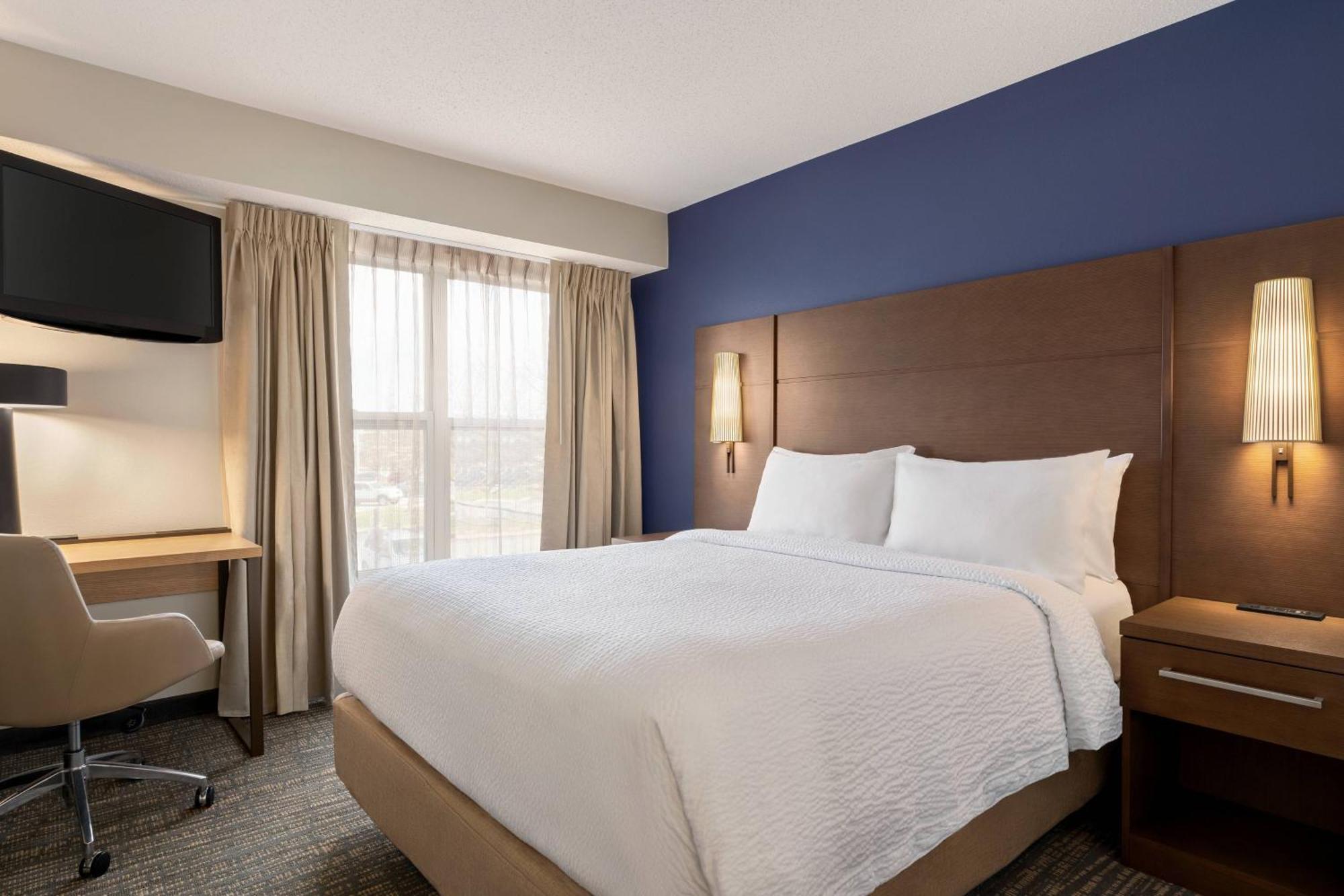 Residence Inn By Marriott Philadelphia West Chester/Экстон Экстерьер фото