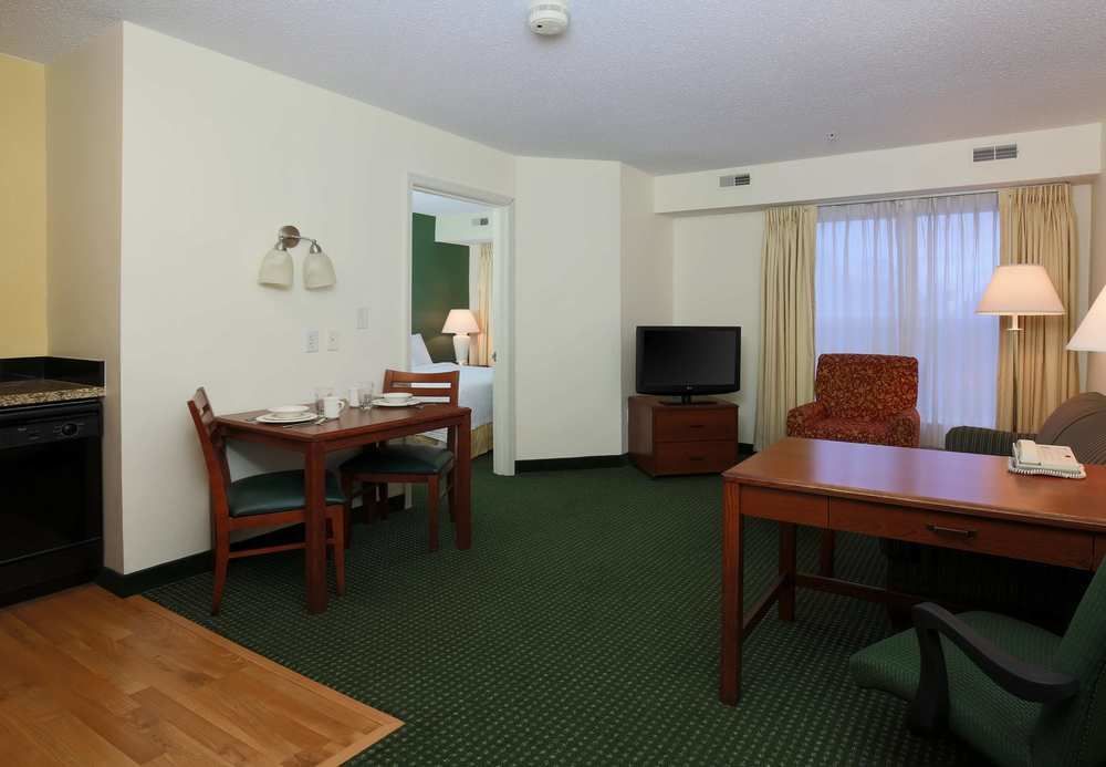 Residence Inn By Marriott Philadelphia West Chester/Экстон Экстерьер фото