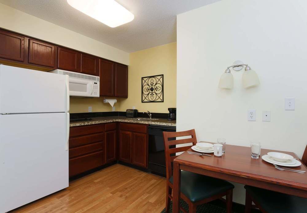 Residence Inn By Marriott Philadelphia West Chester/Экстон Экстерьер фото