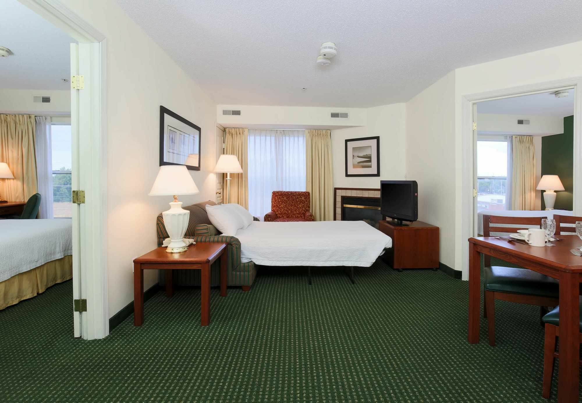 Residence Inn By Marriott Philadelphia West Chester/Экстон Экстерьер фото